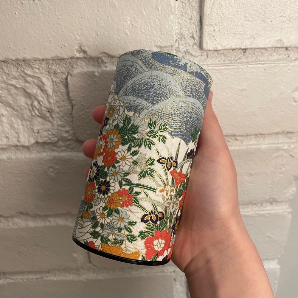 💕2 FOR $22💕 Beautiful Japanese Washi wrapped tea tin 🍵